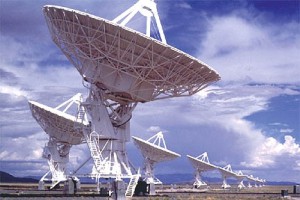 I RADIOTELESCOPI CERCANO SEGNALI DI VITA INTELLIGENTE