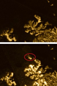 NELLA SECONDO FOTO, APPARE UNA MASSA EMERSA CHE PRIMA NON C'ERA