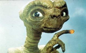 IL TENERO EXTRATERRESTRE DEL FILM "E.T." DI SPIELBERG