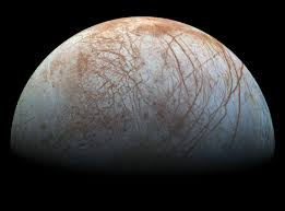 UN'IMMAGINE DEL SATELLITE DI GIOVE EUROPA