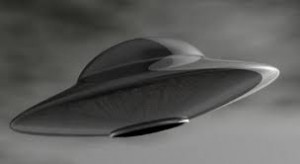 IL DISEGNO DI UN DISCO VOLANTE CON CUPOLA TRASPARENTE