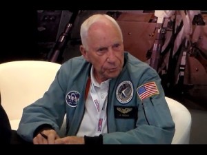 L'EX ASTRONAUTA ALFRED A. WORDEN