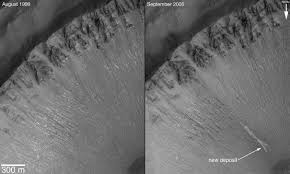 SU MARTE ESISTE ACQUA IN FORMA LIQUIDA. E LA VITA?