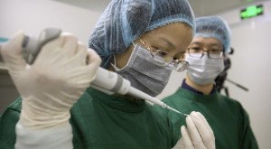 LE DUE GEMELLE CON DNA MODIFICATO SONO NATE LO SCORSO NOVEMBRE IN CINA