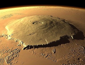 IL GIGANTESCO MONTE OLIMPO MARZIANO