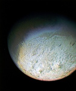 LE UNICHE IMMAGINI DI TRITONE, CATTURATE DA VOYAGER 2