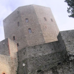 UN TORRIONE DELLA ROCCA MALATESTIANA
