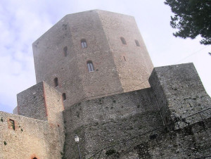 UN TORRIONE DELLA ROCCA MALATESTIANA