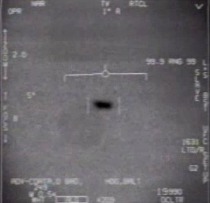 IL COSIDDETTO "TIC-TAC ", L'UFO RIPRESO NEL 2004 DA UNTERWOOD