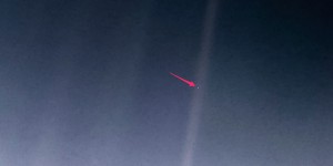 LA TERRA VISTA DALLA SONDA VOYAGER 1