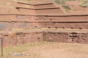 LA PIRAMIDE DI TIWANAKU, IN BOLIVIA