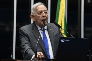 ROBERT SALAS DURANTE IL SUO INTERVENTO
