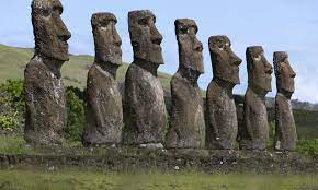 LE ENIGMATICHE STATUE DELL'ISOLA DI PASQUA