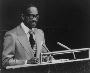 SIR GAIRY ALL'ONU NEL 1977