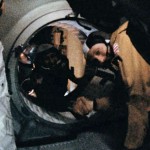 LA STOREICA STRETTA DI MANO NELLO SPAZIO TRA IL RUSSO LEONOV E L'AMERICANO STAFFORD